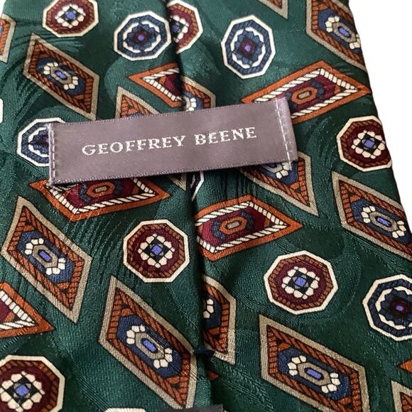 Pre Owned Men’s Geoffrey Beene Tie Neck Tie Necktie 100% Silk From Italy USA - Picture 4 of 5